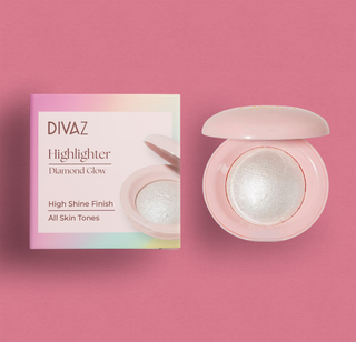 Iluminator Highlighter Pearl DIVAZ, produsul