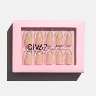 White Gloss, set de unghii false press-on cu aspect de gel