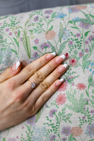Lace French, detaliu al designului unghiilor